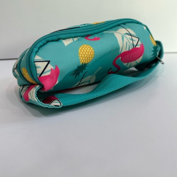 Basic Packs by HotStyle Adjustable Fanny Pack - Turquoise with Flamingo Print🦩 - Picture 14 of 15